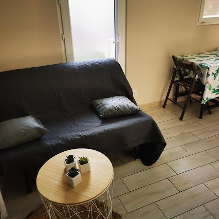 Lacapte & Sun Apartment Hyeres Bagian luar foto