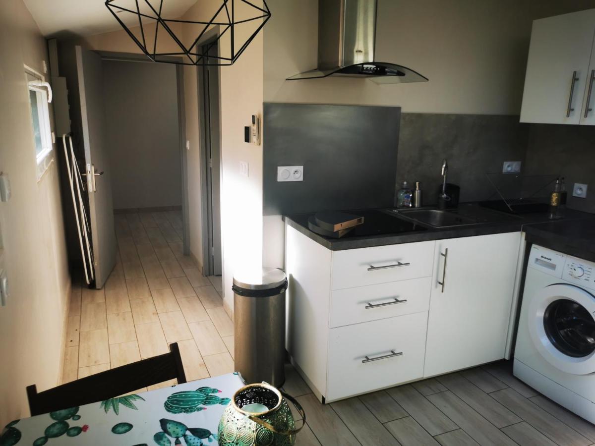 Lacapte & Sun Apartment Hyeres Bagian luar foto