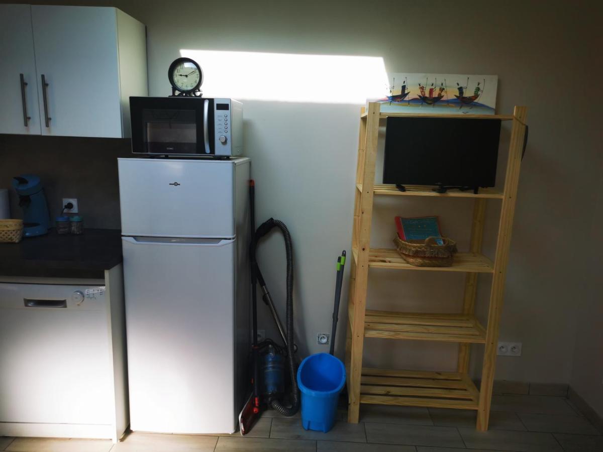 Lacapte & Sun Apartment Hyeres Bagian luar foto