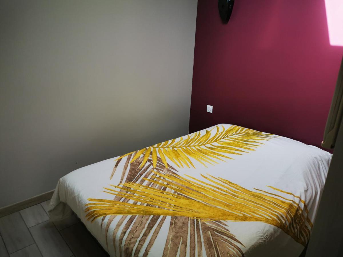 Lacapte & Sun Apartment Hyeres Bagian luar foto
