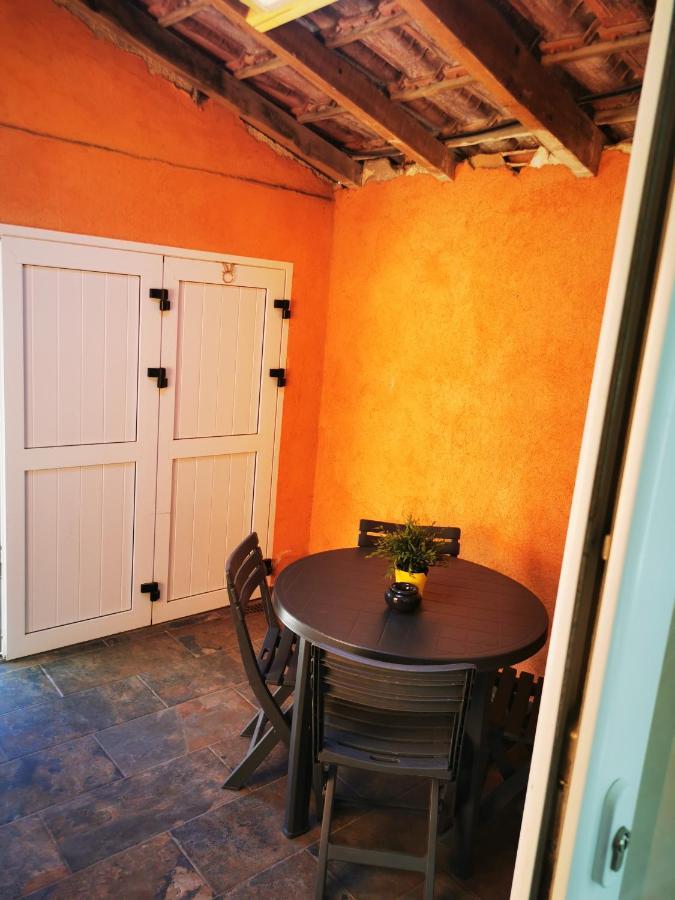 Lacapte & Sun Apartment Hyeres Bagian luar foto